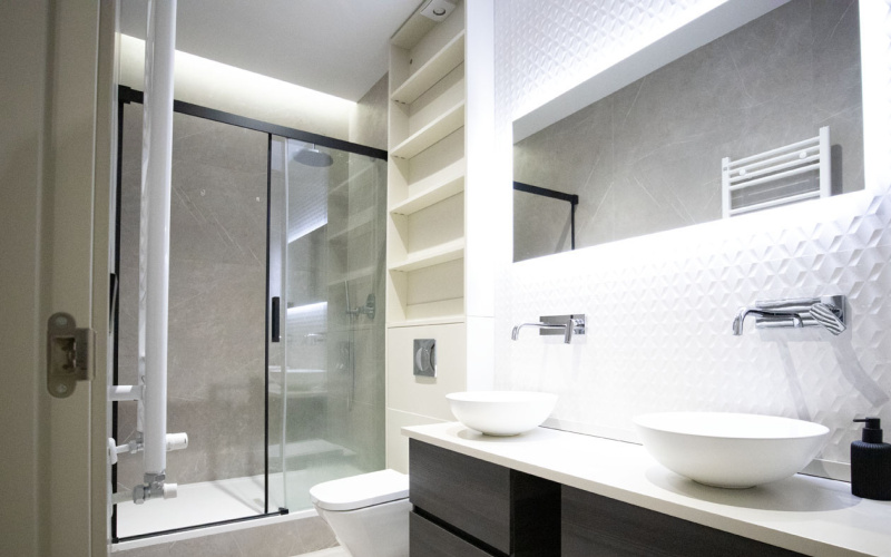 Calle Calle de la Amnistia, floor 3, Opera, 3 Bedrooms Bedrooms, 0 ,2 BathroomsBathrooms,Apartment,Medium Term Let,Calle de la Amnistia,3,442