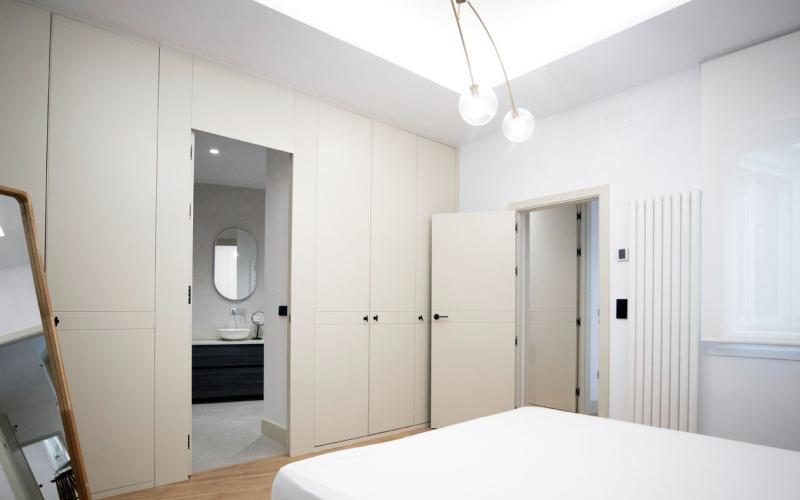 Calle Calle de la Amnistia, floor 3, Opera, 3 Bedrooms Bedrooms, 0 ,2 BathroomsBathrooms,Apartment,Medium Term Let,Calle de la Amnistia,3,442