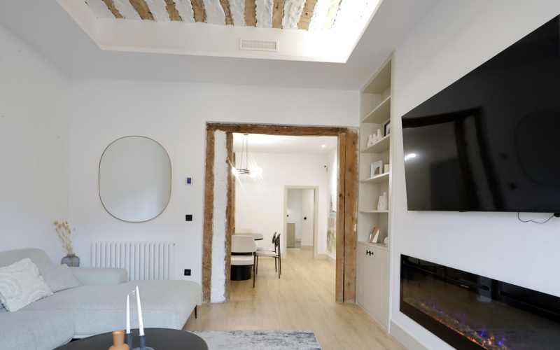 Calle Calle de la Amnistia, floor 3, Opera, 3 Bedrooms Bedrooms, 0 ,2 BathroomsBathrooms,Apartment,Medium Term Let,Calle de la Amnistia,3,442