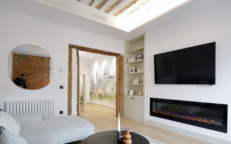 Calle Calle de la Amnistia, floor 3, Opera, 3 Bedrooms Bedrooms, 0 ,2 BathroomsBathrooms,Apartment,Medium Term Let,Calle de la Amnistia,3,442