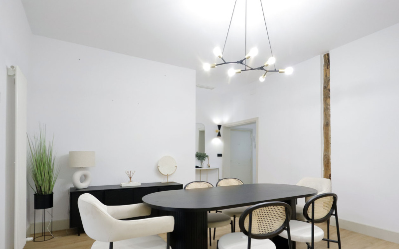 Calle Calle de la Amnistia, floor 3, Opera, 3 Bedrooms Bedrooms, 0 ,2 BathroomsBathrooms,Apartment,Medium Term Let,Calle de la Amnistia,3,442