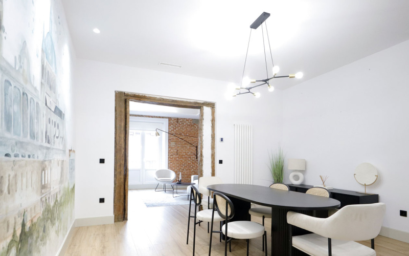 Calle Calle de la Amnistia, floor 3, Opera, 3 Bedrooms Bedrooms, 0 ,2 BathroomsBathrooms,Apartment,Medium Term Let,Calle de la Amnistia,3,442