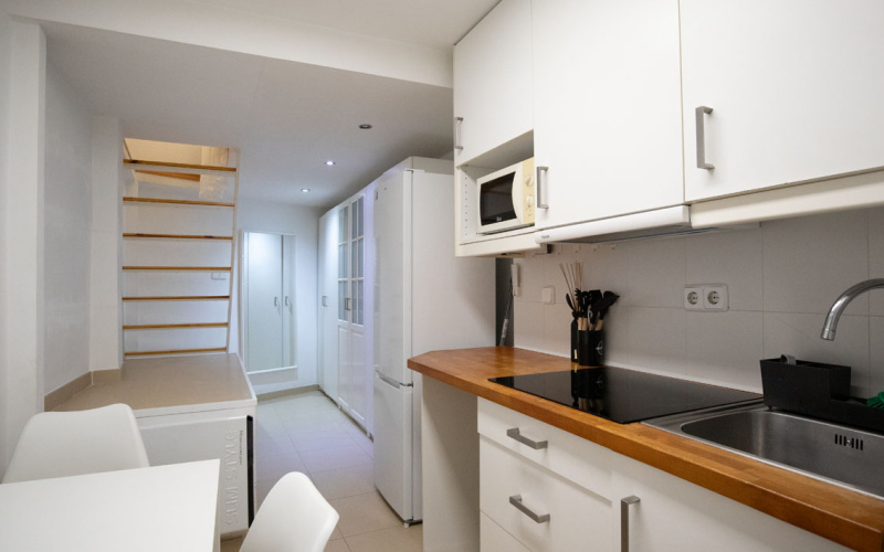 Calle Calle Alonso Nunez, floor, Tetuan, 0 ,1 BathroomBathrooms,Apartment,Medium Term Let,Calle Alonso Nunez,449