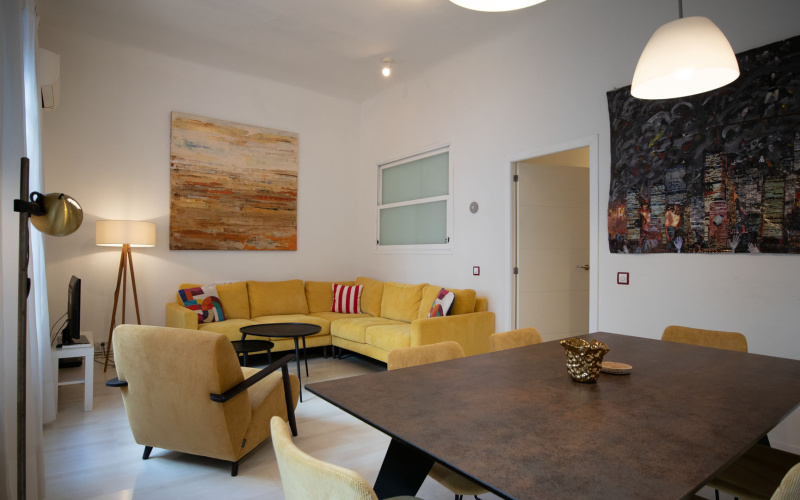 Calle Calle de Moratin, floor 1, Anton Martin, 2 Bedrooms Bedrooms, 0 ,1 BathroomBathrooms,Apartment,Medium Term Let,Calle de Moratin,1,451