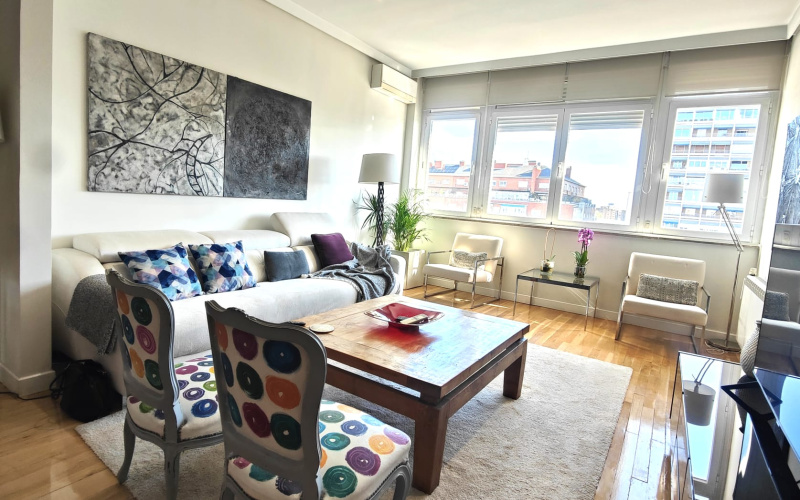 Paseo Paseo de la Castellana, floor 9, Tetuan, 3 Bedrooms Bedrooms, 0 ,2 BathroomsBathrooms,Apartment,Medium Term Let,Paseo de la Castellana,9,464