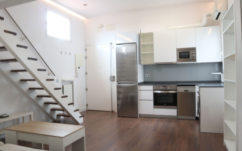 Calle Calle Augusto Figueroa, floor 5, Chueca, 3 Bedrooms Bedrooms, 0 ,2 BathroomsBathrooms,Apartment,Medium Term Let,Calle Augusto Figueroa,5,465