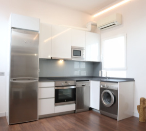 Calle Calle Augusto Figueroa, floor 5, Chueca, 3 Bedrooms Bedrooms, 0 ,2 BathroomsBathrooms,Apartment,Medium Term Let,Calle Augusto Figueroa,5,465
