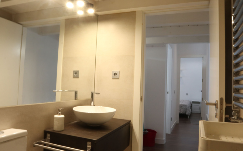 Calle Calle Augusto Figueroa, floor 5, Chueca, 3 Bedrooms Bedrooms, 0 ,2 BathroomsBathrooms,Apartment,Medium Term Let,Calle Augusto Figueroa,5,465