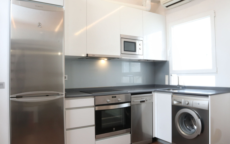 Calle Calle Augusto Figueroa, floor 5, Chueca, 3 Bedrooms Bedrooms, 0 ,2 BathroomsBathrooms,Apartment,Medium Term Let,Calle Augusto Figueroa,5,465