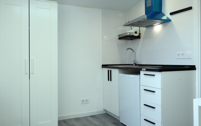 Calle Calle del Correo, floor 5, Centro, 1 Bedroom Bedrooms, 0 ,1 BathroomBathrooms,Apartment,Medium Term Let,Calle del Correo,5,466