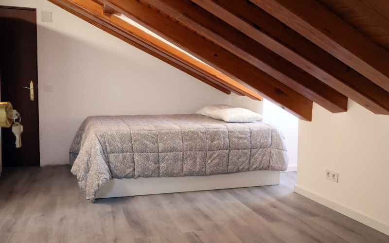 Calle Calle del Correo, floor 5, Centro, 1 Bedroom Bedrooms, 0 ,1 BathroomBathrooms,Apartment,Medium Term Let,Calle del Correo,5,466