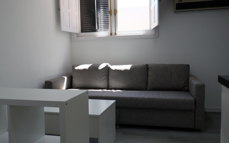 Calle Calle del Correo, floor 5, Centro, 1 Bedroom Bedrooms, 0 ,1 BathroomBathrooms,Apartment,Medium Term Let,Calle del Correo,5,466