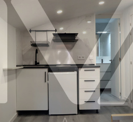 Calle Calle del Correo, floor 5, Centro, 1 Bedroom Bedrooms, 0 ,1 BathroomBathrooms,Apartment,Medium Term Let,Calle del Correo,5,466