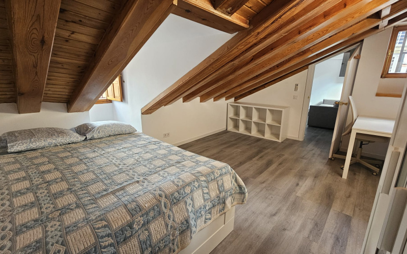 Calle Calle del Correo, floor 5, Centro, 1 Bedroom Bedrooms, 0 ,1 BathroomBathrooms,Apartment,Medium Term Let,Calle del Correo,5,466