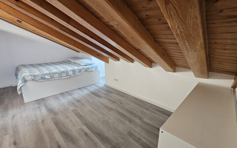 Calle Calle del Correo, floor 5, Centro, 1 Bedroom Bedrooms, 0 ,1 BathroomBathrooms,Apartment,Medium Term Let,Calle del Correo,5,466