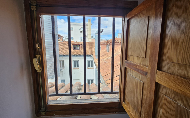 Calle Calle del Correo, floor 5, Centro, 1 Bedroom Bedrooms, 0 ,1 BathroomBathrooms,Apartment,Medium Term Let,Calle del Correo,5,466