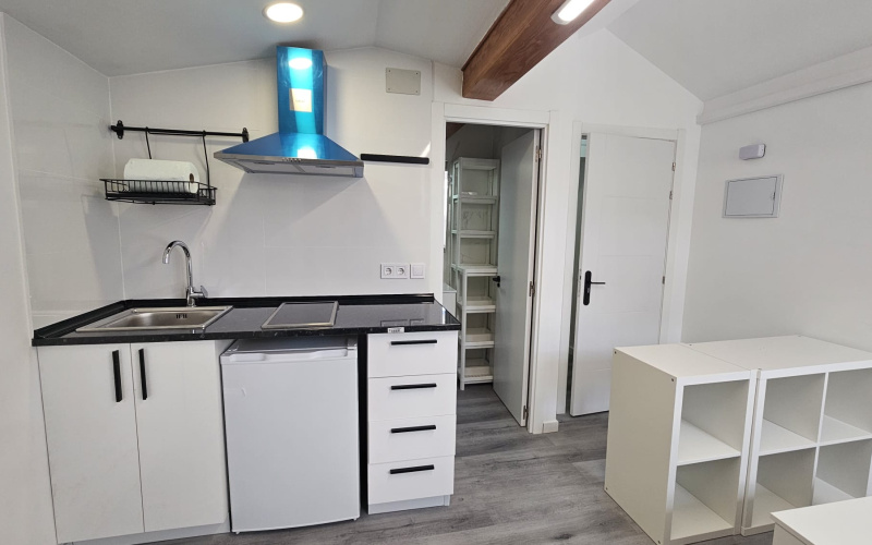 Calle Calle del Correo, floor 5, Centro, 1 Bedroom Bedrooms, 0 ,1 BathroomBathrooms,Apartment,Medium Term Let,Calle del Correo,5,466