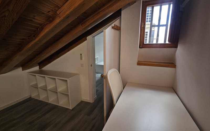 Calle Calle del Correo, floor 5, Centro, 1 Bedroom Bedrooms, 0 ,1 BathroomBathrooms,Apartment,Medium Term Let,Calle del Correo,5,466