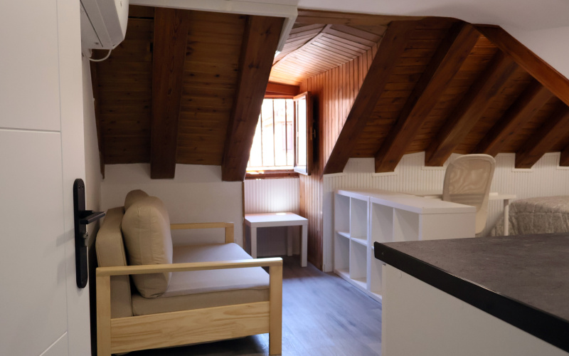 Calle Calle del Correo, floor 5, Centro, 0 ,1 BathroomBathrooms,Studio,Medium Term Let,Calle del Correo,5,467