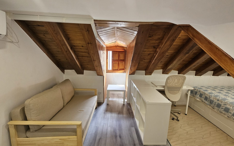 Calle Calle del Correo, floor 5, Centro, 0 ,1 BathroomBathrooms,Studio,Medium Term Let,Calle del Correo,5,467