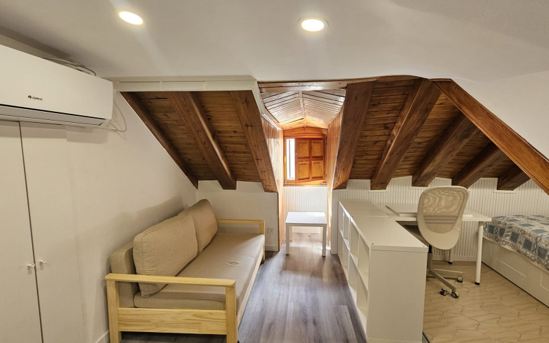 Calle Calle del Correo, floor 5, Centro, 0 ,1 BathroomBathrooms,Studio,Medium Term Let,Calle del Correo,5,467