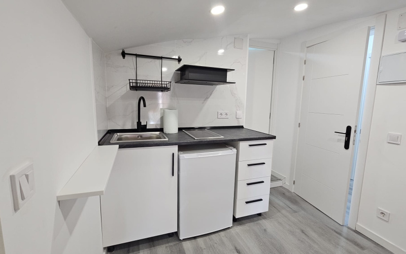 Calle Calle del Correo, floor 5, Centro, 0 ,1 BathroomBathrooms,Studio,Medium Term Let,Calle del Correo,5,467