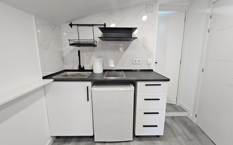 Calle Calle del Correo, floor 5, Centro, 0 ,1 BathroomBathrooms,Studio,Medium Term Let,Calle del Correo,5,467