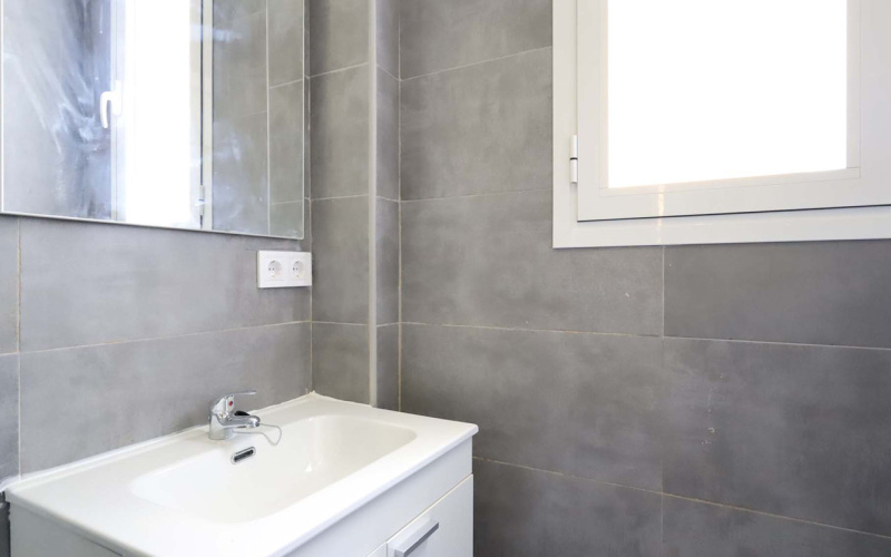 Calle Calle Guadarrama, floor, Latina, 5 Bedrooms Bedrooms, 0 ,2 BathroomsBathrooms,Roomshared,Medium Term Let,Calle Guadarrama,470