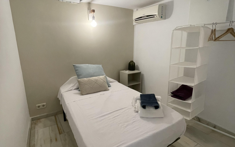 Calle Calle de Arriaga, floor, Ciudad Lineal, 2 Bedrooms Bedrooms, 0 ,1 BathroomBathrooms,Apartment,Medium Term Let,Calle de Arriaga,475
