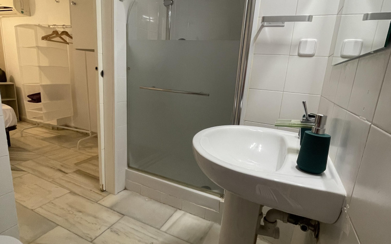 Calle Calle de Arriaga, floor, Ciudad Lineal, 2 Bedrooms Bedrooms, 0 ,1 BathroomBathrooms,Apartment,Medium Term Let,Calle de Arriaga,475