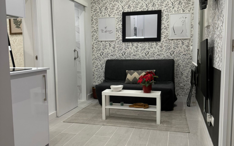 Calle Calle San Isidro Labrador, floor, Centro, 2 Bedrooms Bedrooms, 0 ,1 BathroomBathrooms,Apartment,Medium Term Let,Calle San Isidro Labrador,479