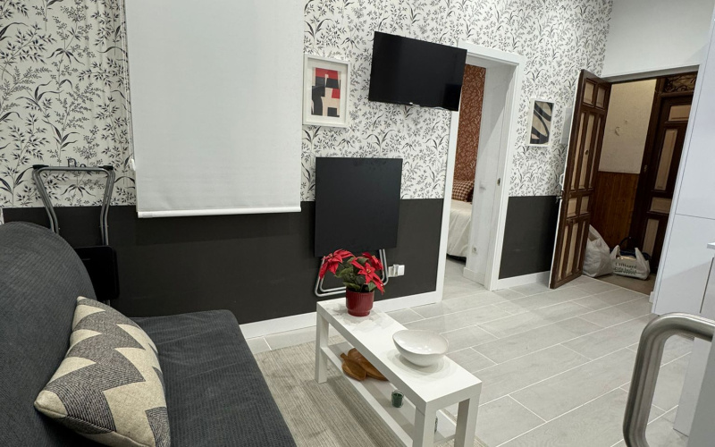 Calle Calle San Isidro Labrador, floor, Centro, 2 Bedrooms Bedrooms, 0 ,1 BathroomBathrooms,Apartment,Medium Term Let,Calle San Isidro Labrador,479