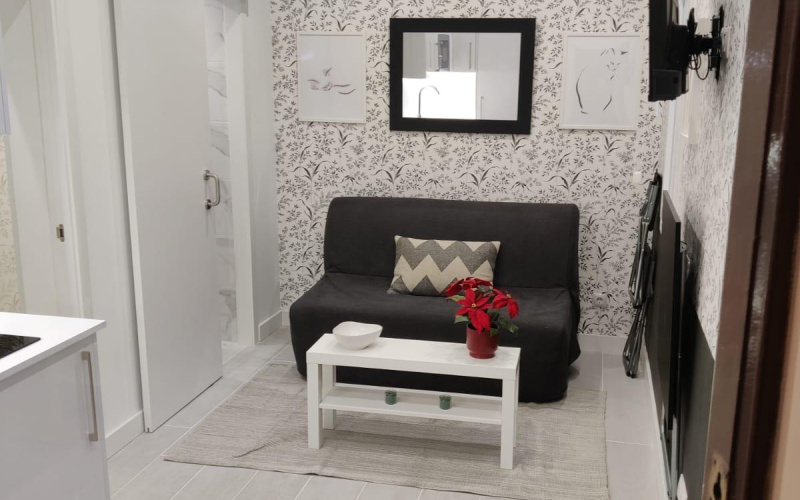Calle Calle San Isidro Labrador, floor, Centro, 2 Bedrooms Bedrooms, 0 ,1 BathroomBathrooms,Apartment,Medium Term Let,Calle San Isidro Labrador,479