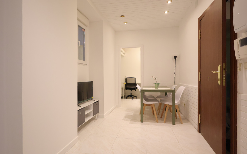 Calle Calle General Lacy, floor, Arganzuela, 2 Bedrooms Bedrooms, 0 ,1 BathroomBathrooms,Apartment,Medium Term Let,Calle General Lacy,480
