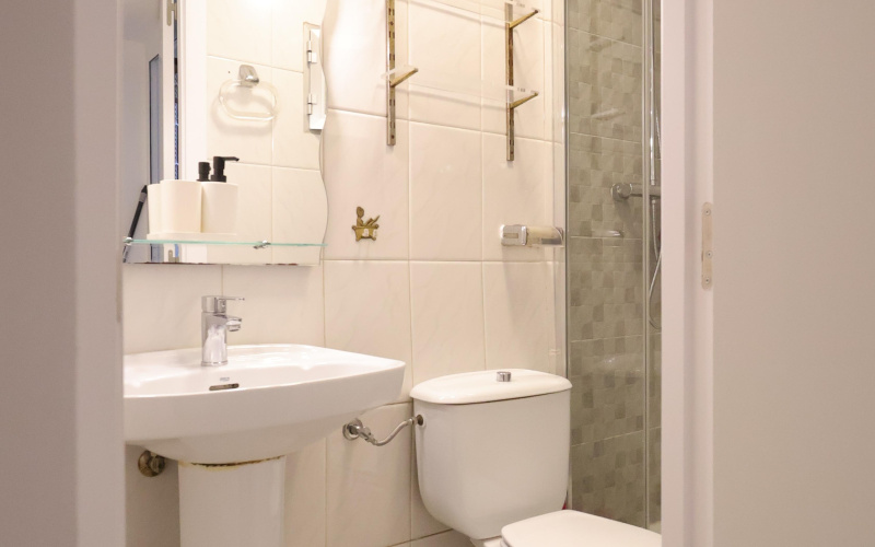 Calle Calle General Lacy, floor, Arganzuela, 2 Bedrooms Bedrooms, 0 ,1 BathroomBathrooms,Apartment,Medium Term Let,Calle General Lacy,480