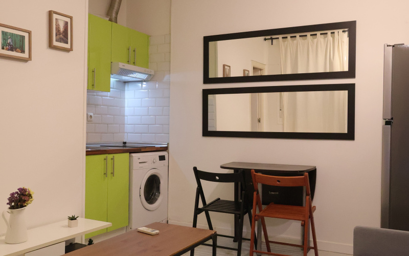 Calle Calle Salitre, floor, Centro, 1 Bedroom Bedrooms, 0 ,1 BathroomBathrooms,Apartment,Medium Term Let,Calle Salitre,483