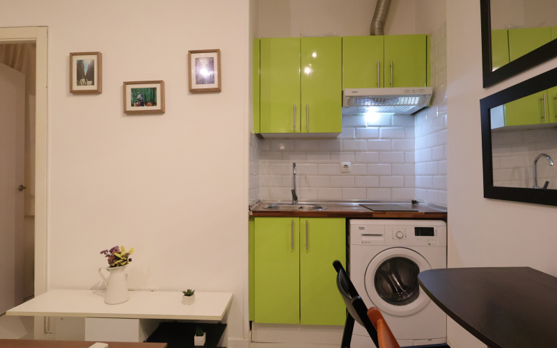 Calle Calle Salitre, floor, Centro, 1 Bedroom Bedrooms, 0 ,1 BathroomBathrooms,Apartment,Medium Term Let,Calle Salitre,483