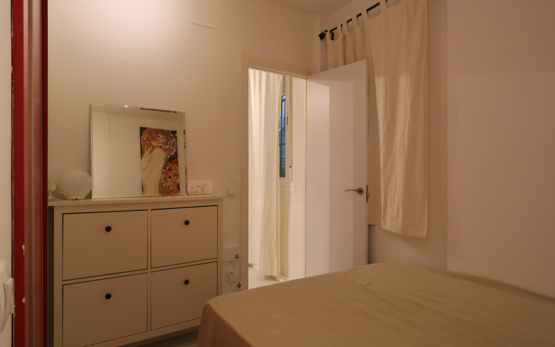 Calle Calle Salitre, floor, Centro, 1 Bedroom Bedrooms, 0 ,1 BathroomBathrooms,Apartment,Medium Term Let,Calle Salitre,483