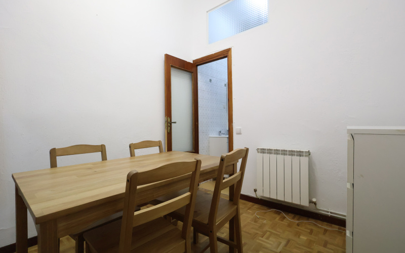 Calle Calle Rodriguez San Pedro, floor 1, Chamberi, 3 Bedrooms Bedrooms, 0 ,1 BathroomBathrooms,Roomshared,Medium Term Let,Calle Rodriguez San Pedro,1,488