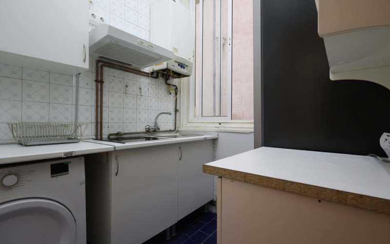 Calle Calle Rodriguez San Pedro, floor 1, Chamberi, 3 Bedrooms Bedrooms, 0 ,1 BathroomBathrooms,Roomshared,Medium Term Let,Calle Rodriguez San Pedro,1,488